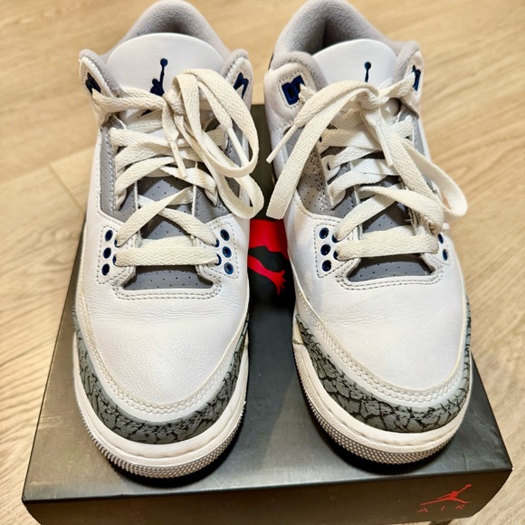 Air Jordan 3 Retro Shoes Youth Size 4.5Y OG Box Cement White/ MidNight Navy